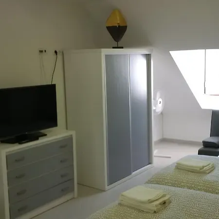 Oskar's Guest house